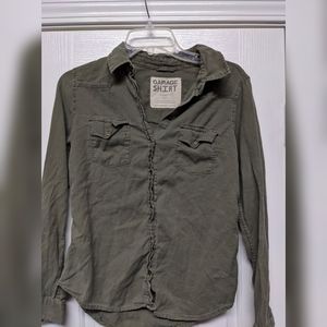 Long sleeve army green tee